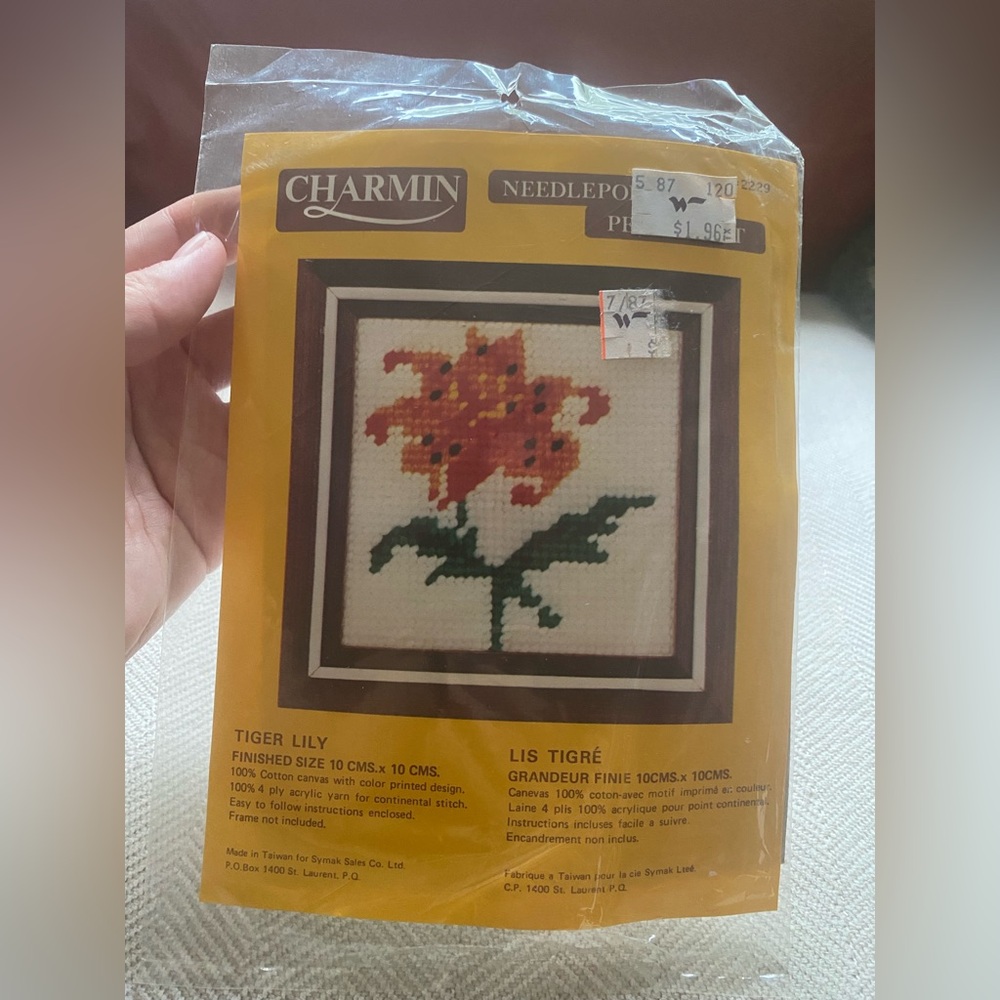 Syma Tiger Lily Needlepoint Kit